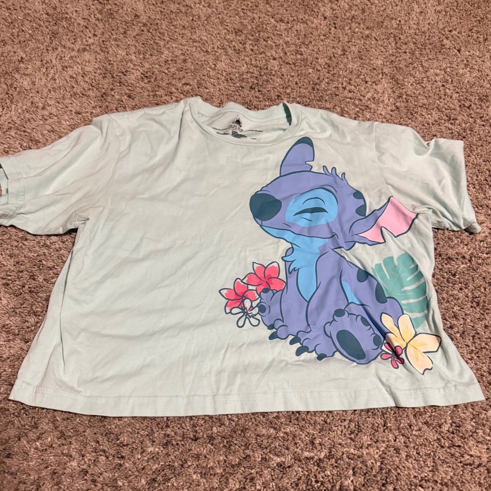 Disney Store Lilo & Stitch Mint Green Cropped Graphic Tee Taking It Easy Medium